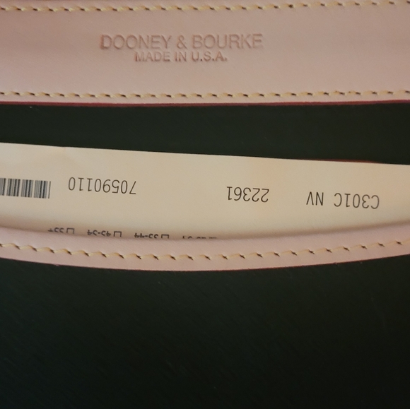 Dooney and Bourke Small  zip zip  Satchel  made  in  USA 🇺🇸 - Picture 12 of 16